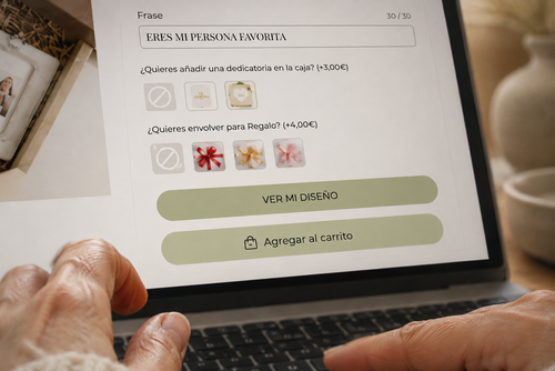 2. Personaliza y Previsualiza tu diseño final GRATIS.